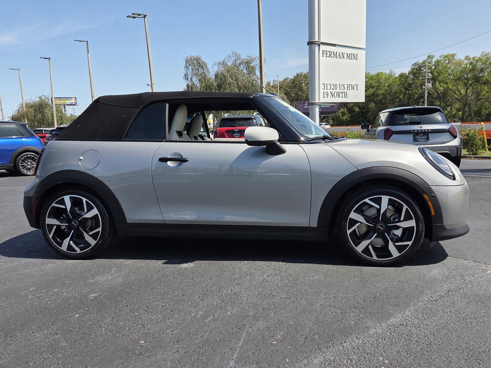 2026 MINI CONVERTIBLE SIGNATURE PLUS