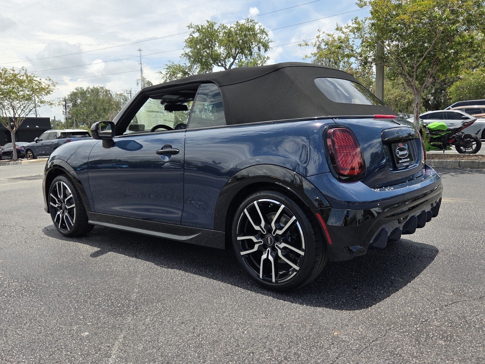 2026 MINI CONVERTIBLE ICONIC