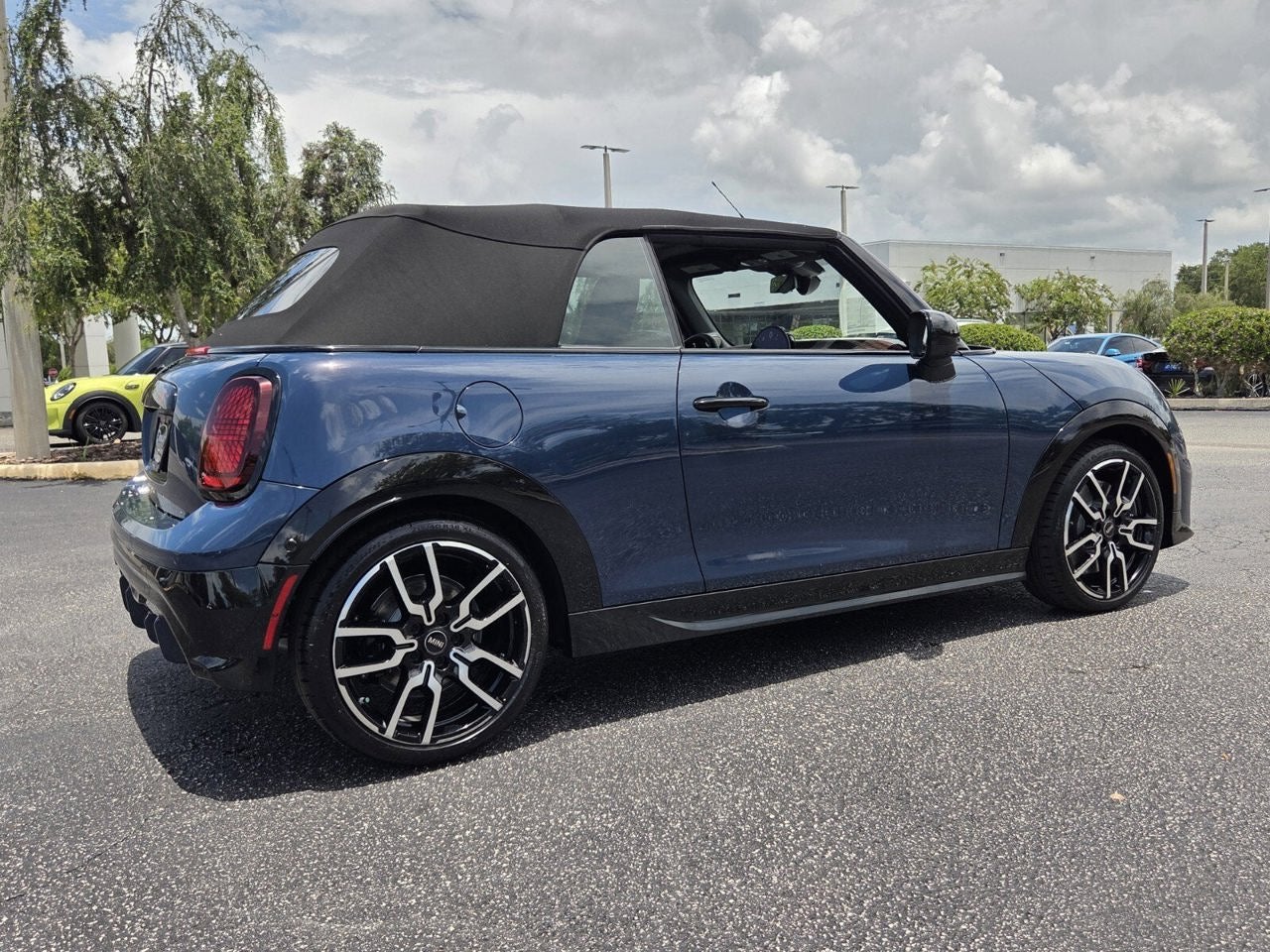 2026 MINI CONVERTIBLE ICONIC