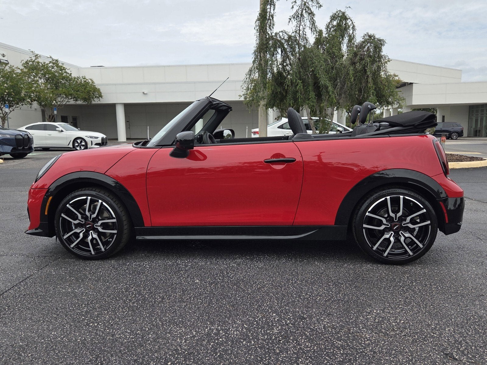 2026 MINI CONVERTIBLE ICONIC