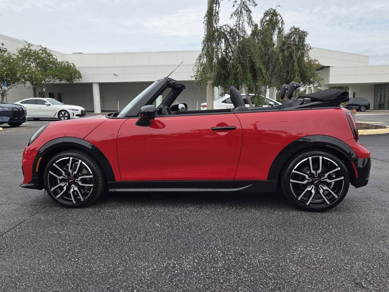 2026 MINI CONVERTIBLE ICONIC