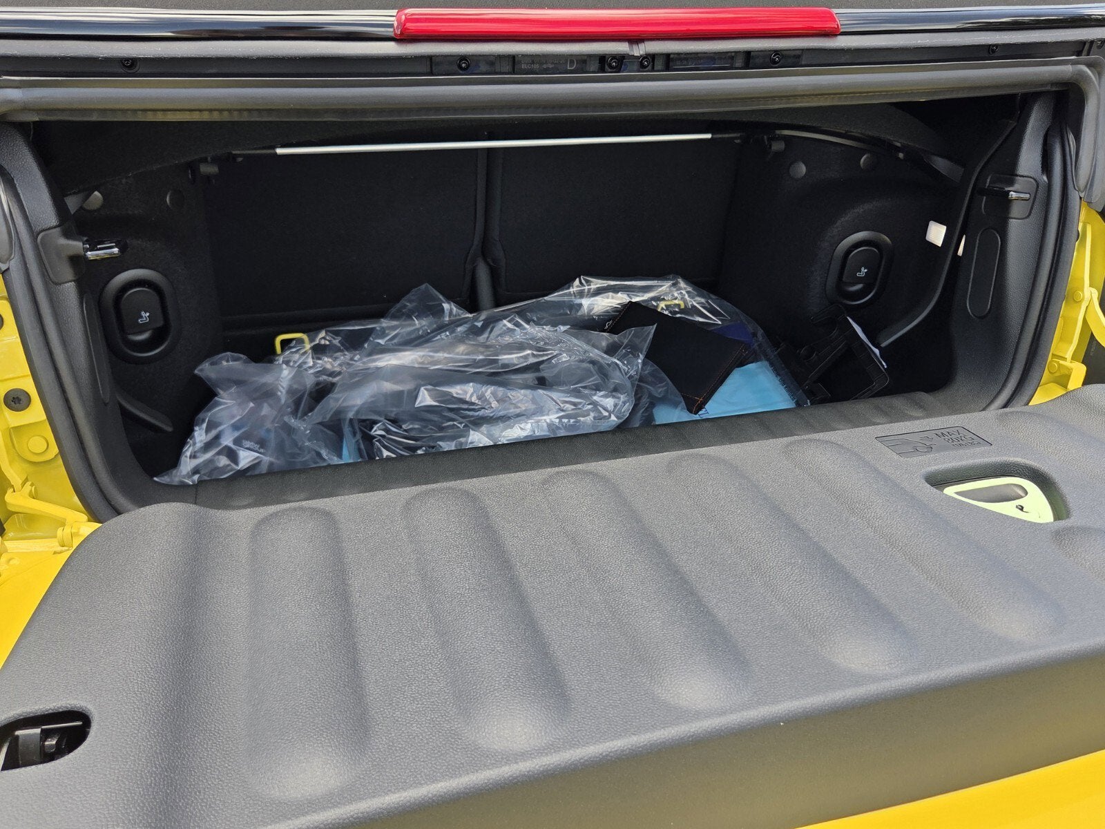 2026 MINI CONVERTIBLE ICONIC