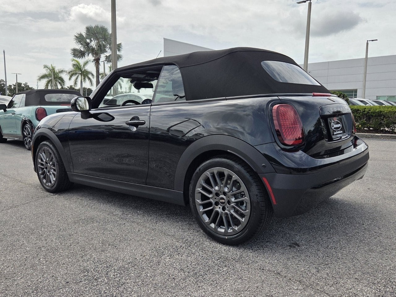 2026 MINI CONVERTIBLE SIGNATURE PLUS