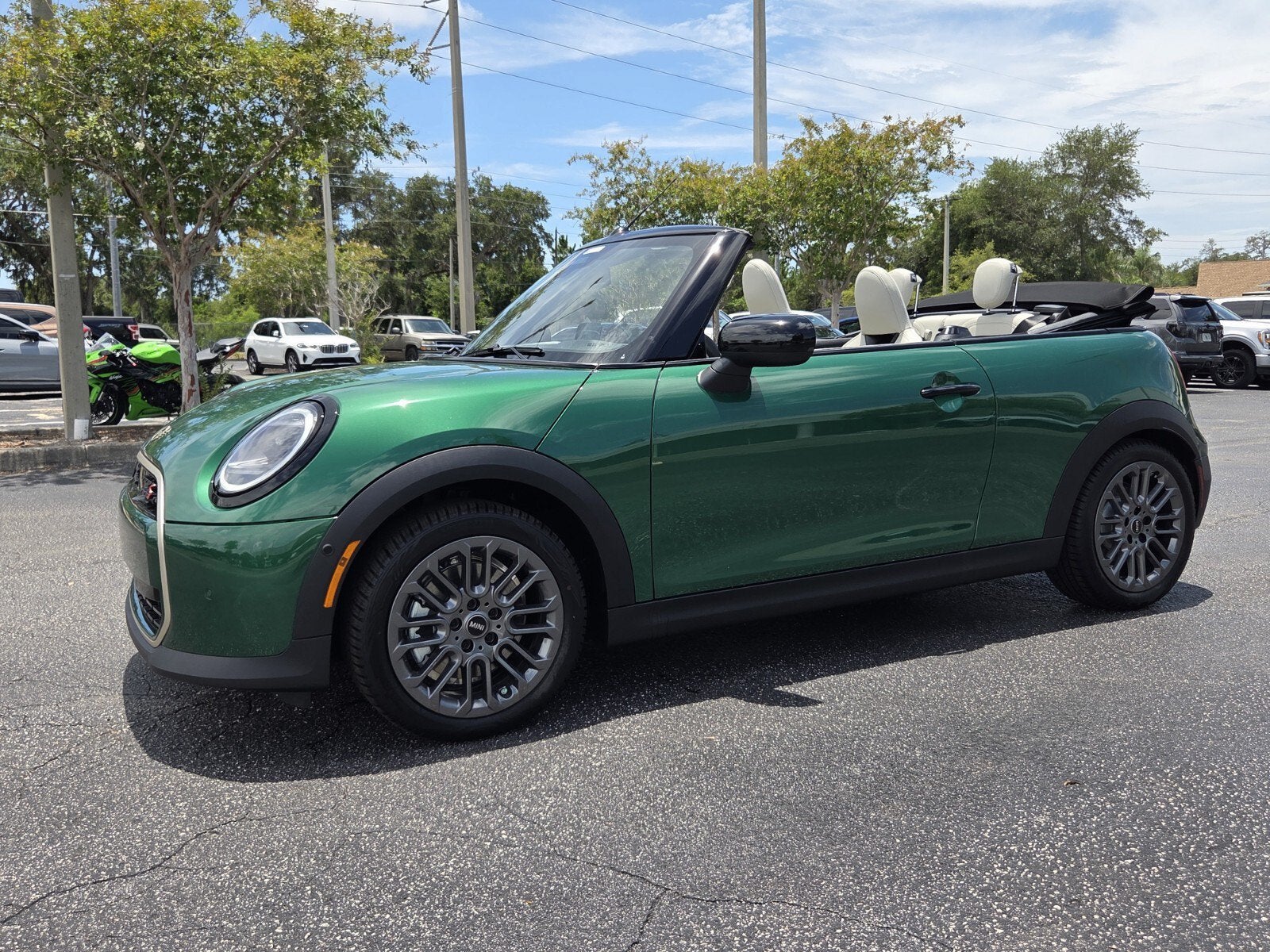 2026 MINI CONVERTIBLE SIGNATURE PLUS