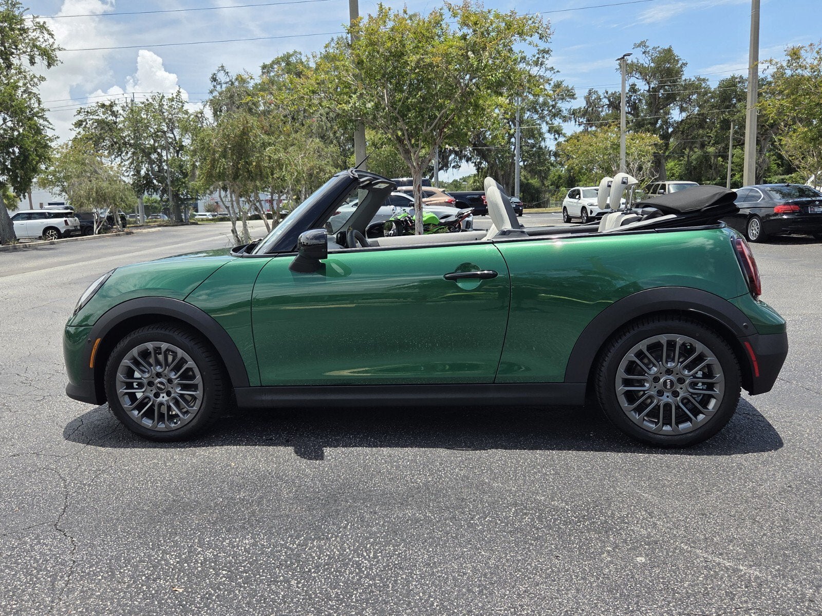 2026 MINI CONVERTIBLE SIGNATURE PLUS
