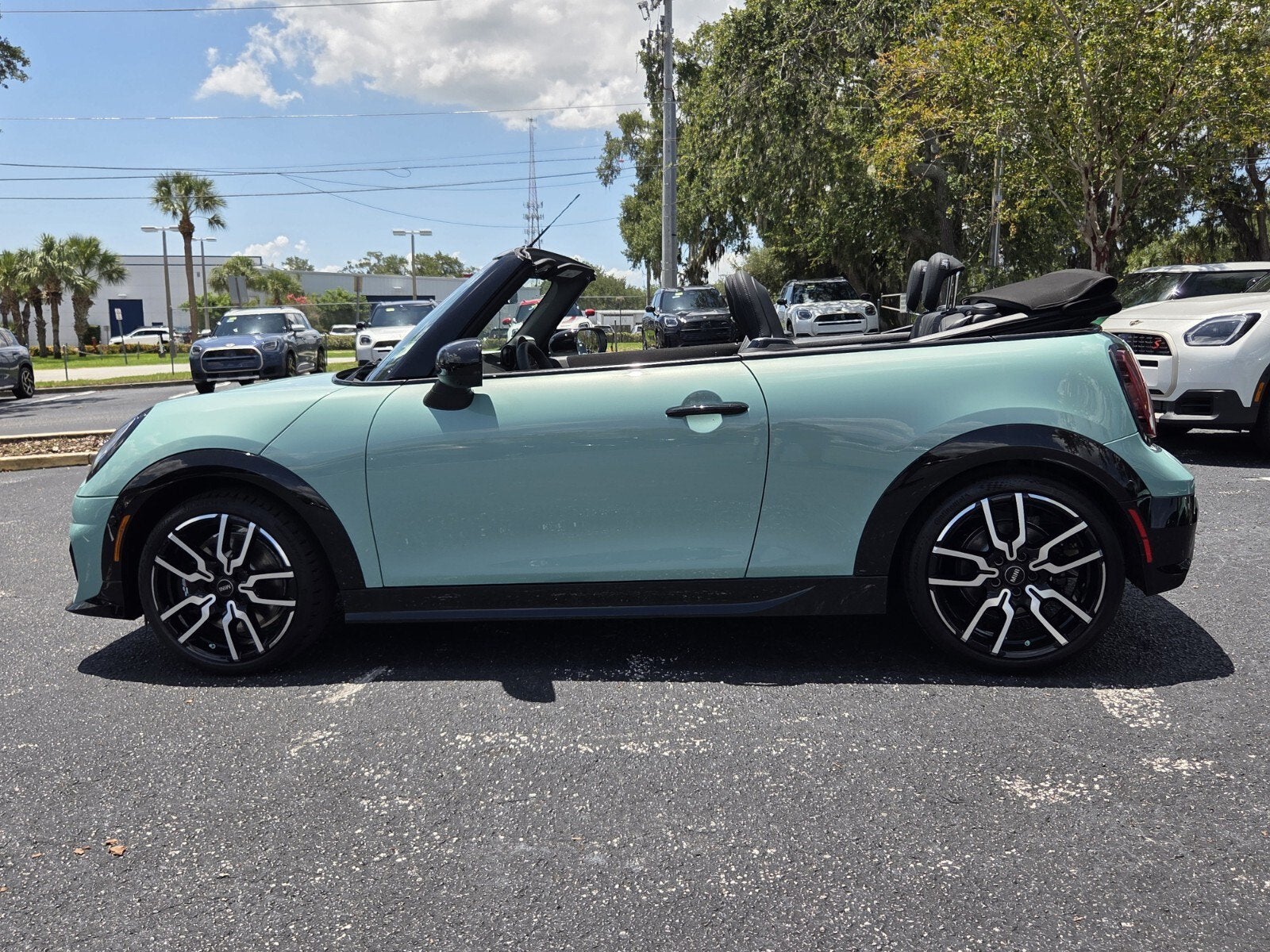 2026 MINI CONVERTIBLE ICONIC