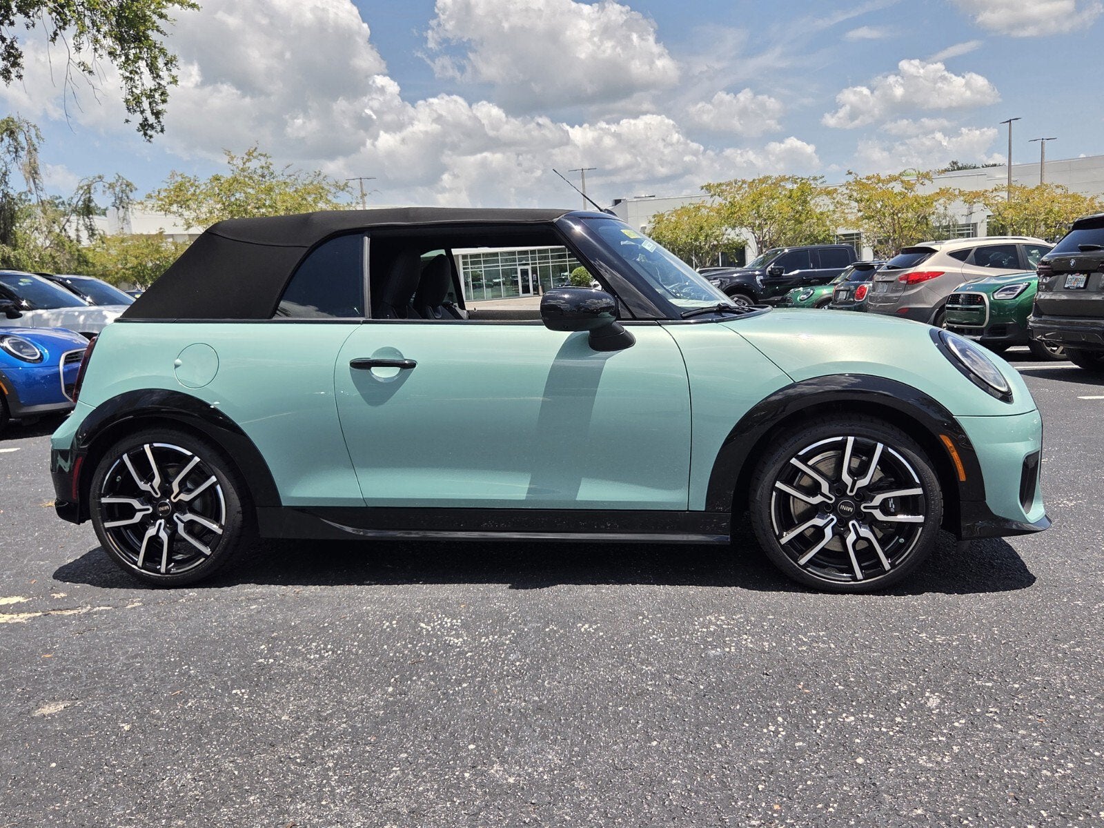 2026 MINI CONVERTIBLE ICONIC