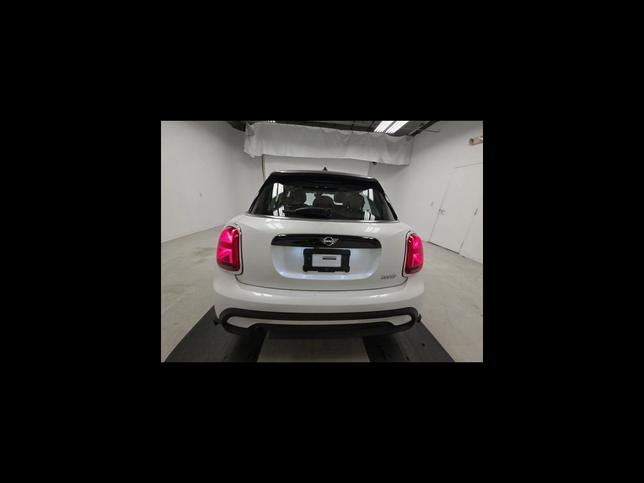 2023 MINI HARDTOP 4 DOOR Cooper