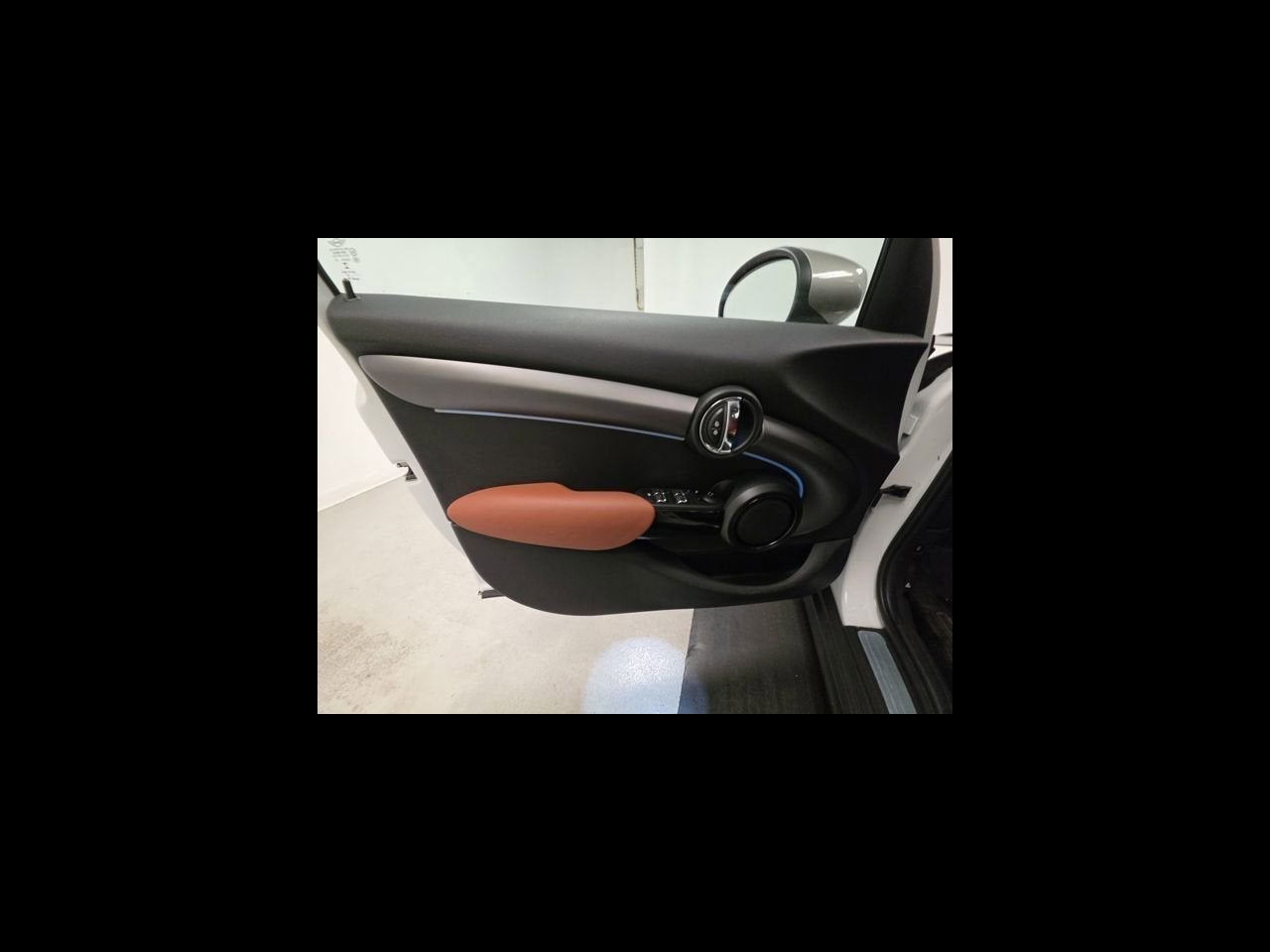2023 MINI HARDTOP 4 DOOR Cooper