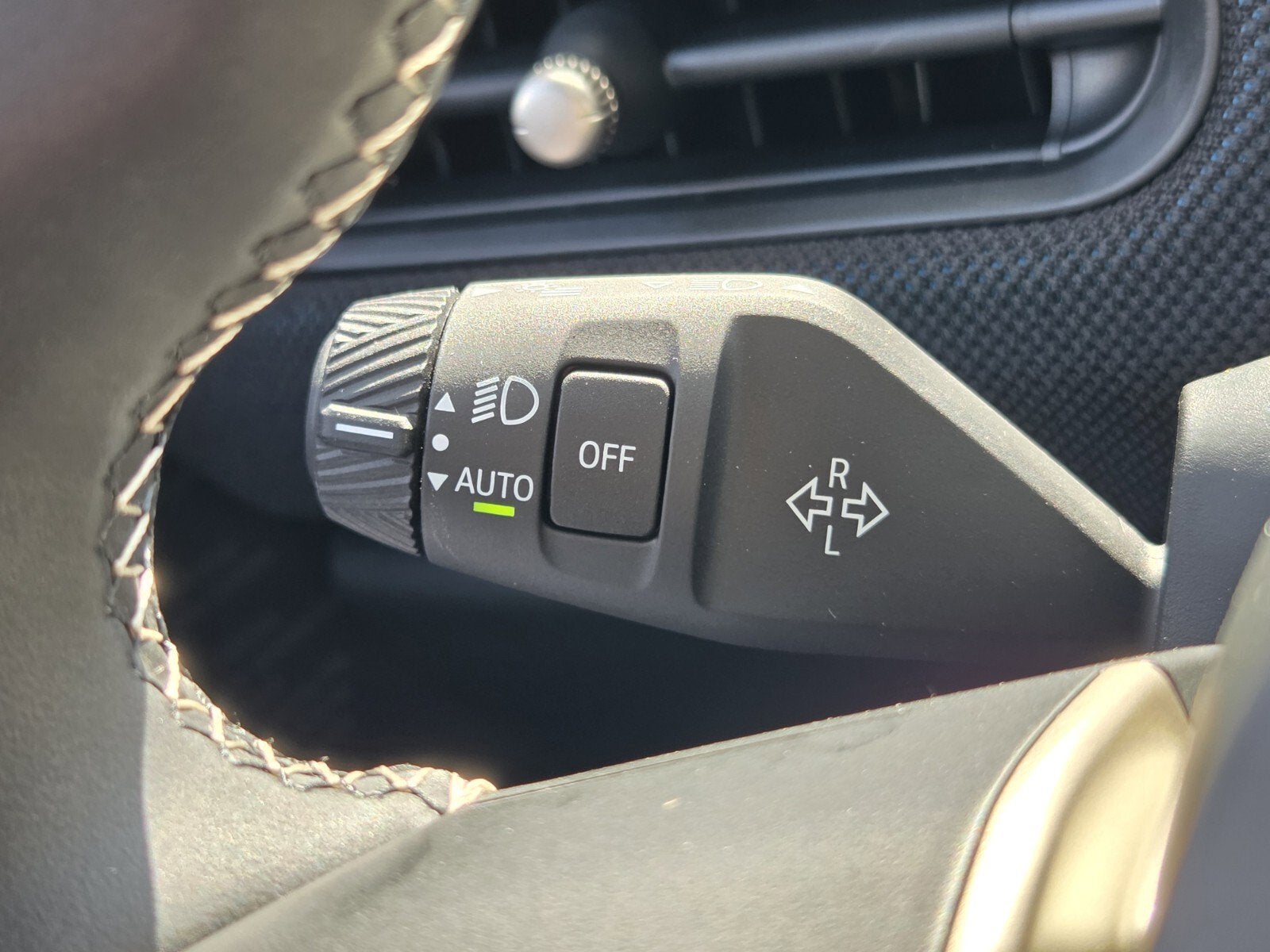 2026 MINI Hardtop 4 Door Cooper Oxford Edition