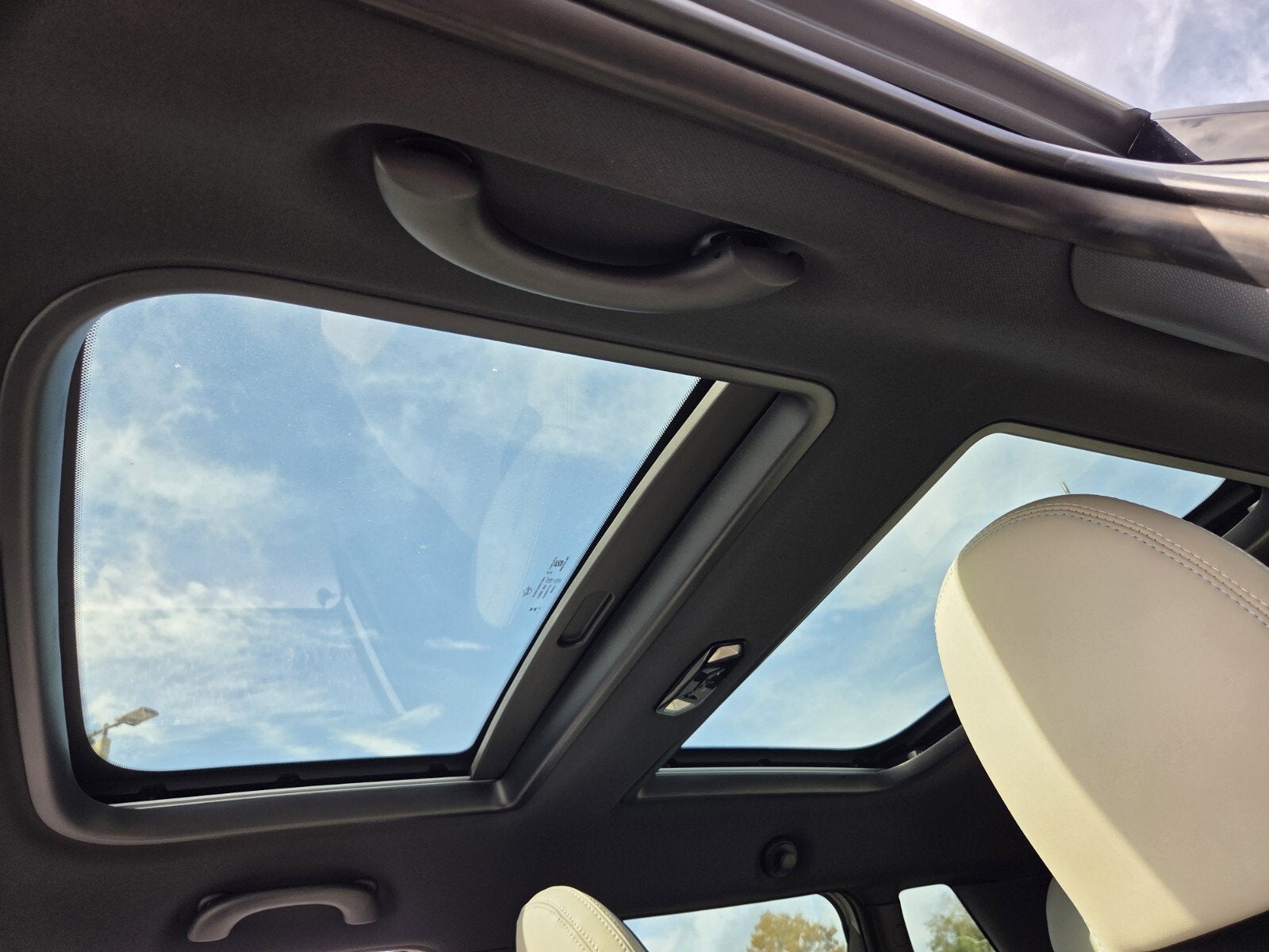 2026 MINI 4 DOOR SIGNATURE PLUS