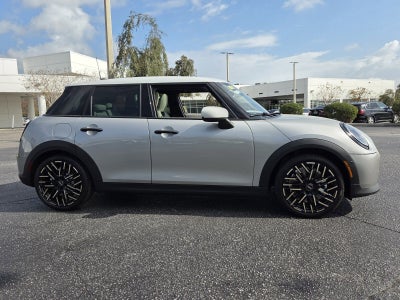2026 MINI 4 DOOR SIGNATURE PLUS