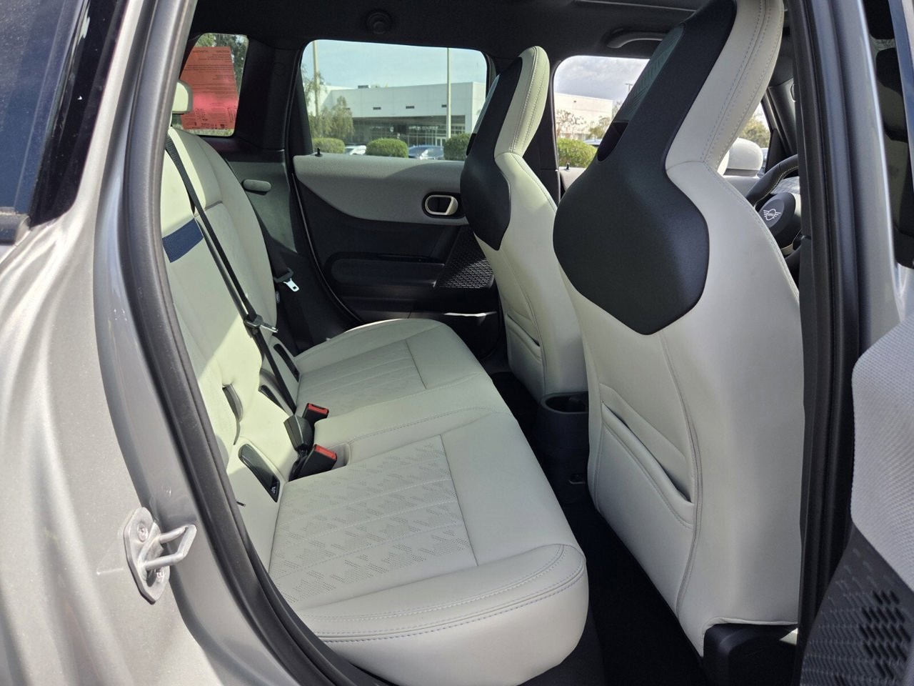 2026 MINI 4 DOOR SIGNATURE PLUS