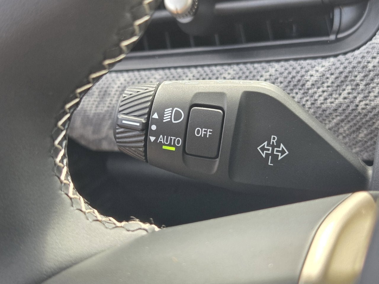 2026 MINI 4 DOOR SIGNATURE PLUS