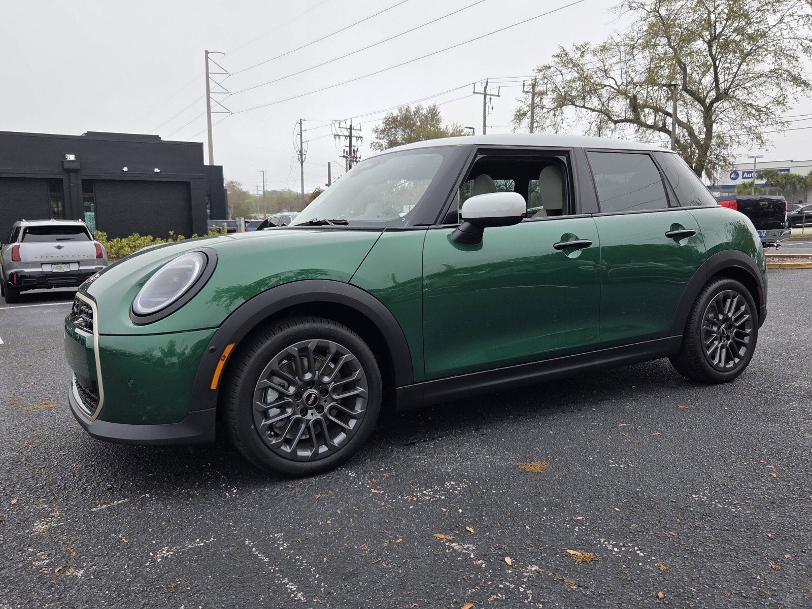2026 MINI 4 DOOR SIGNATURE PLUS