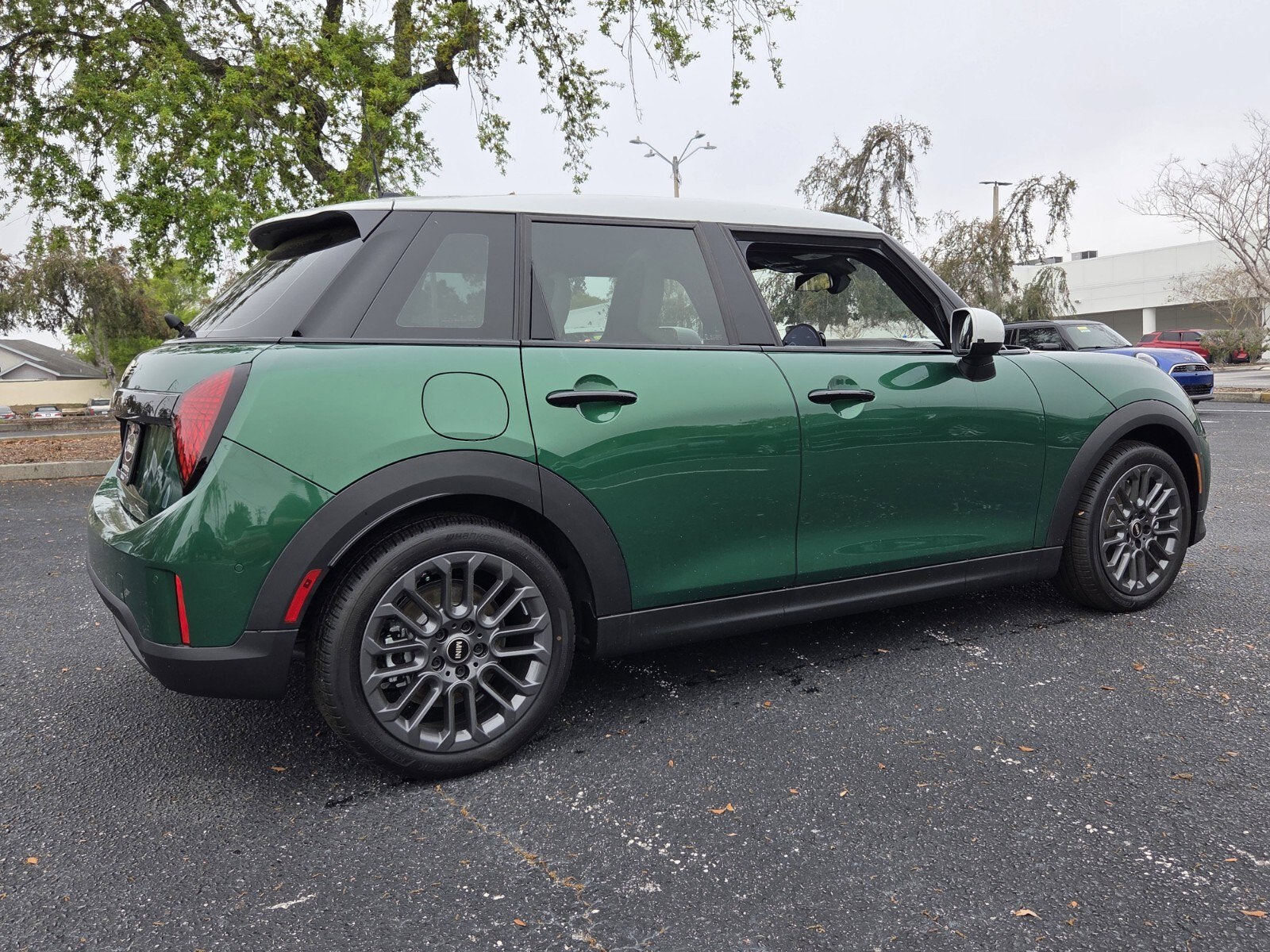 2026 MINI 4 DOOR SIGNATURE PLUS