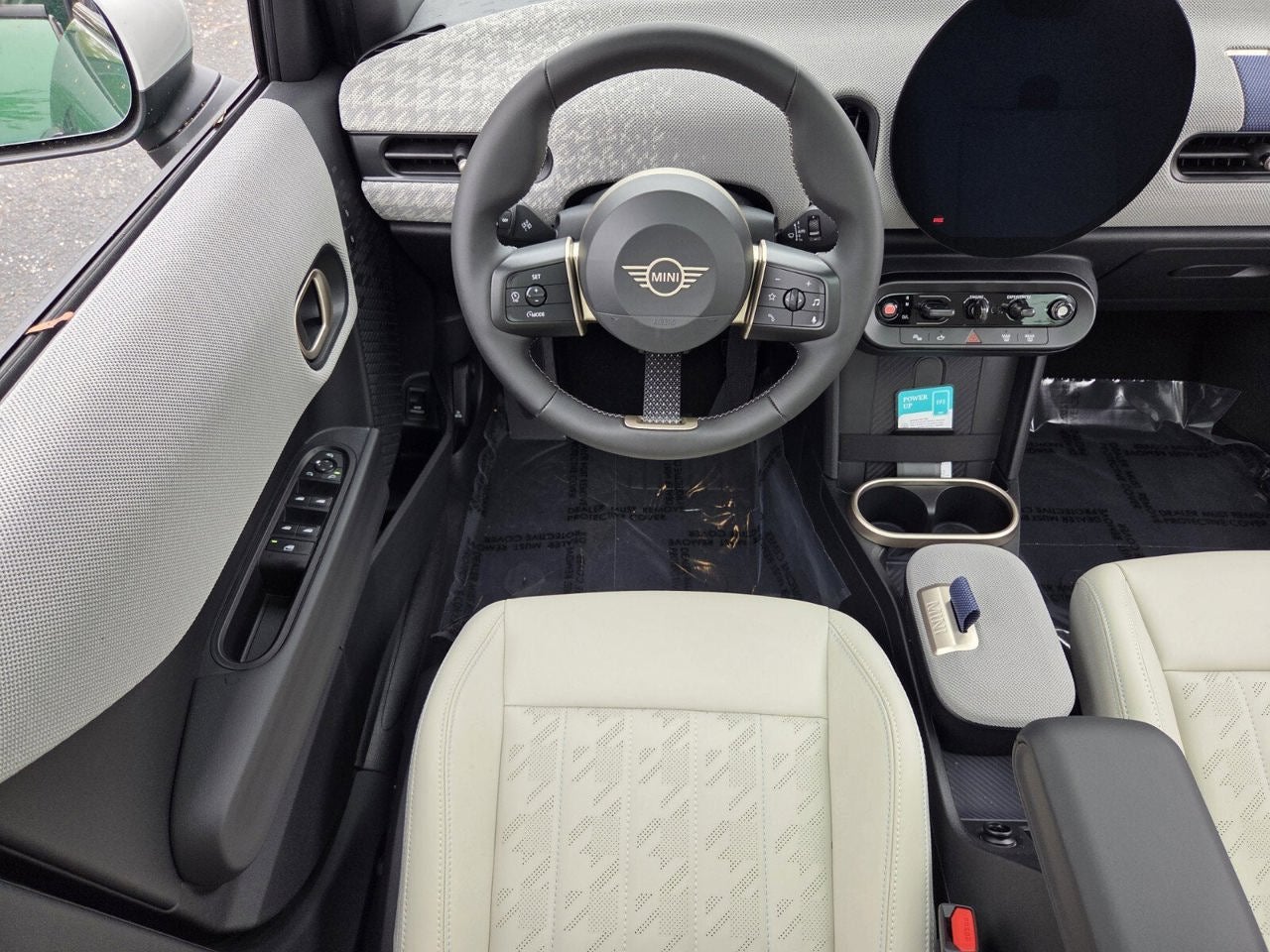 2026 MINI 4 DOOR SIGNATURE PLUS