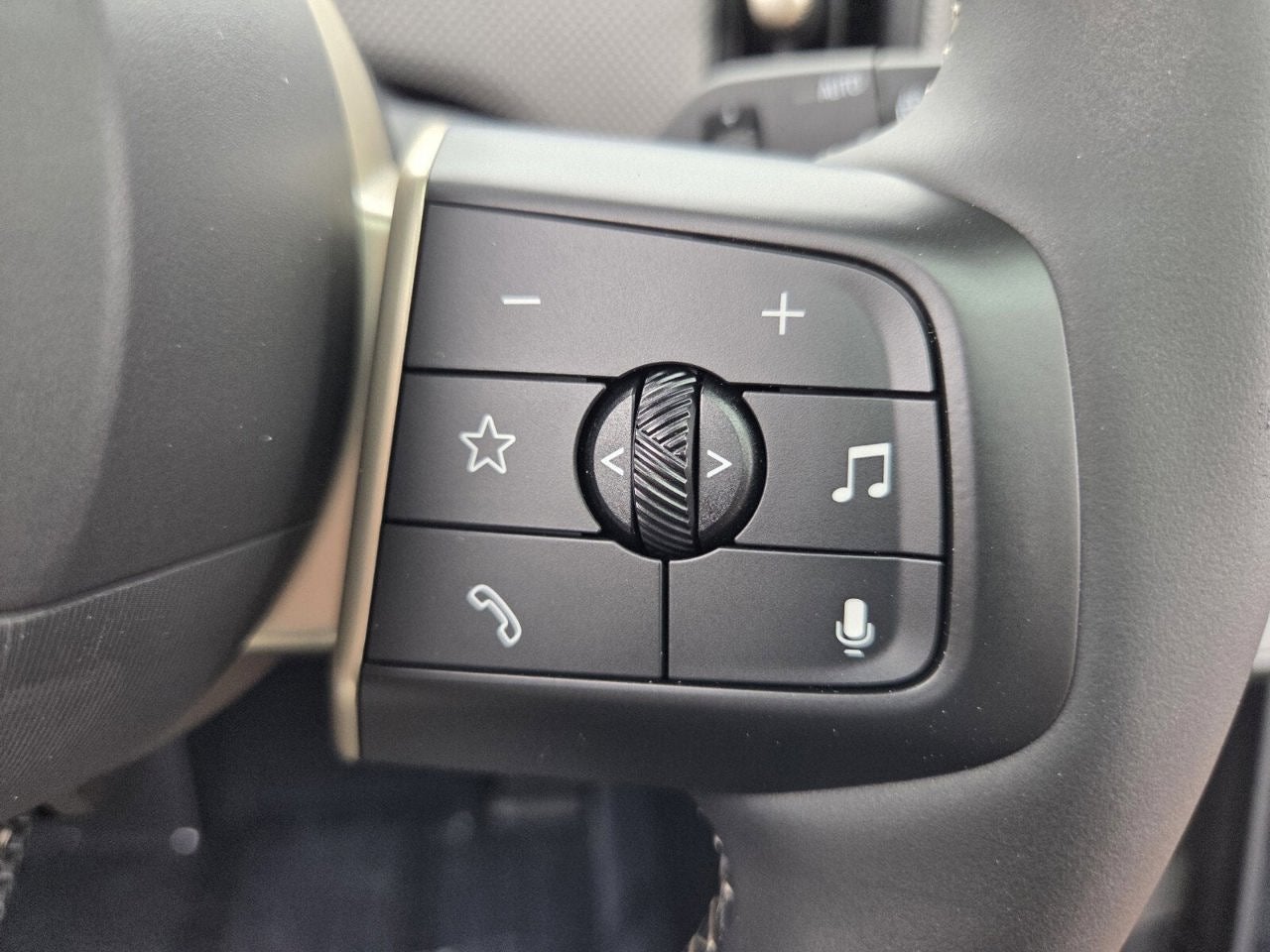 2026 MINI 4 DOOR SIGNATURE PLUS