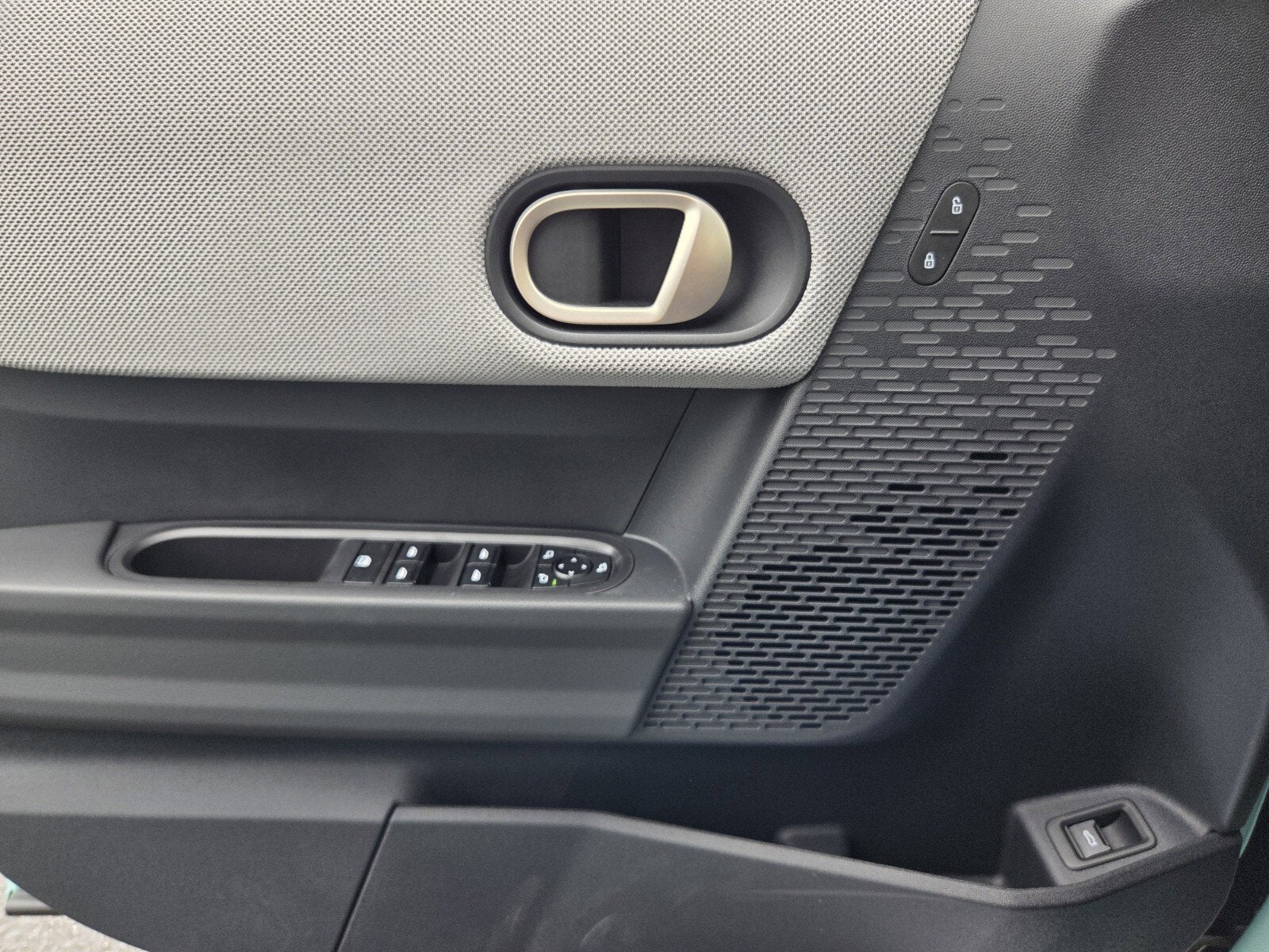 2026 MINI 4 DOOR SIGNATURE PLUS