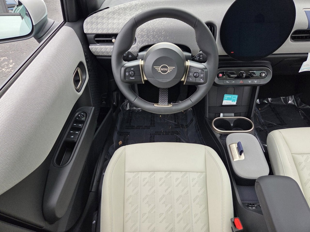 2026 MINI 4 DOOR SIGNATURE PLUS