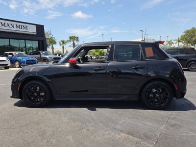 2026 MINI 4 DOOR ICONIC