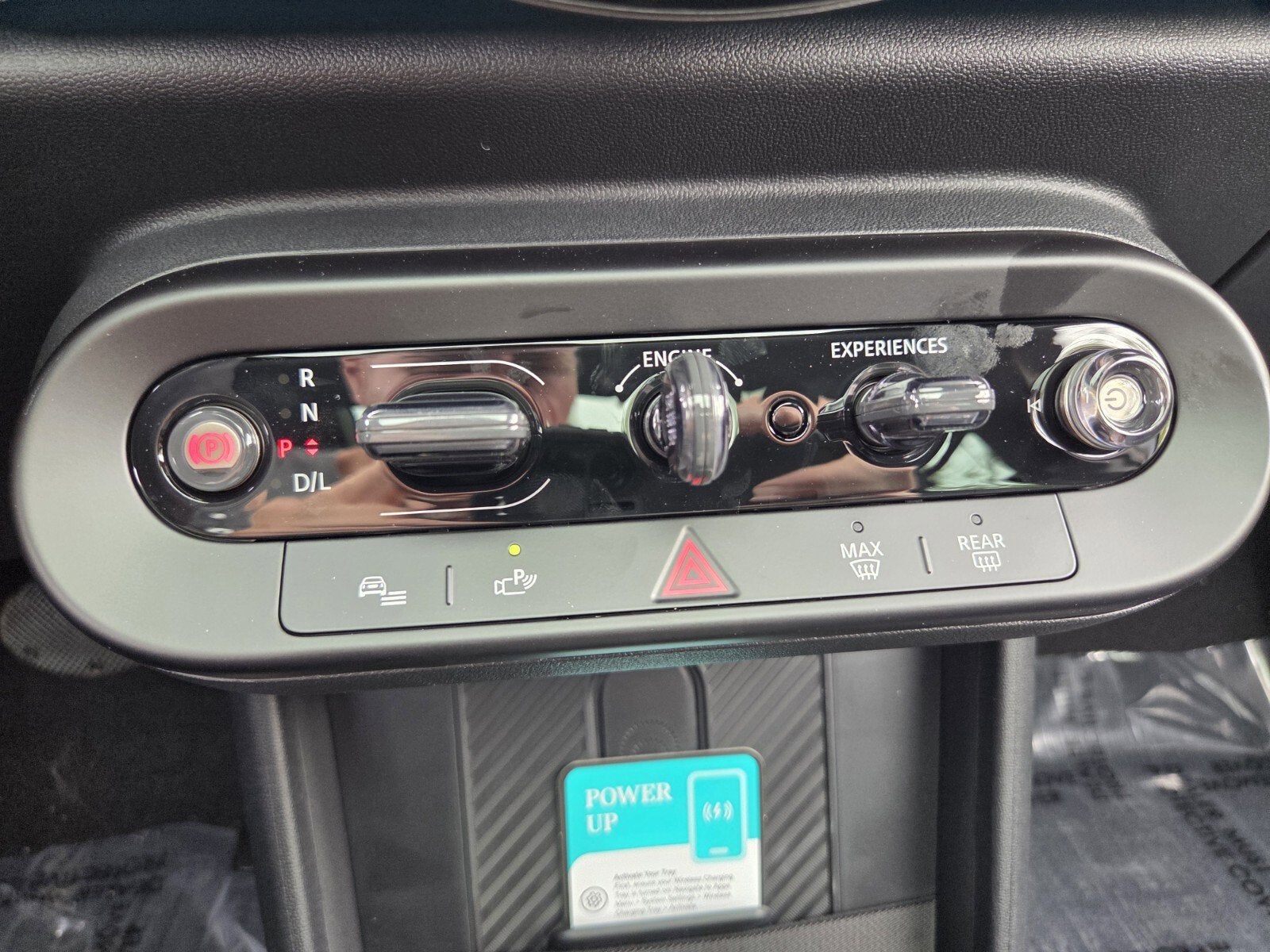 2026 MINI 4 DOOR ICONIC