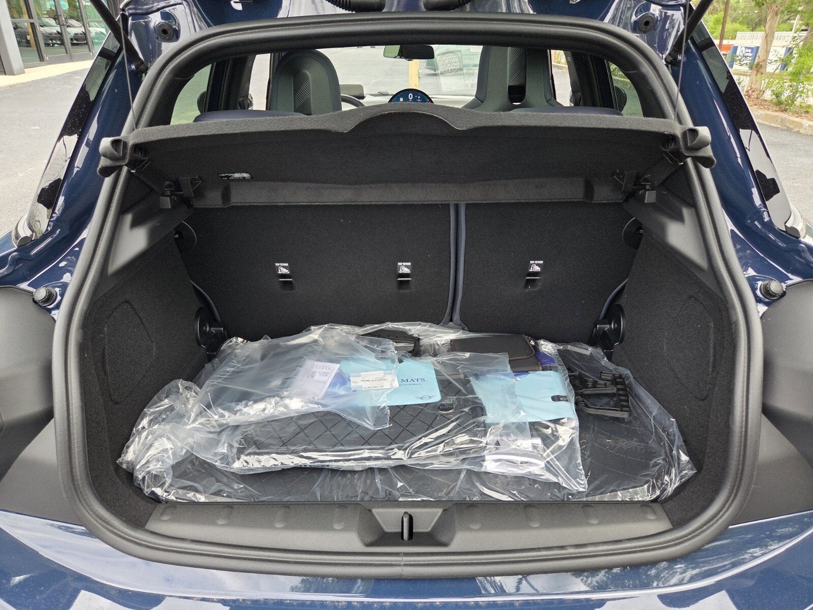 2026 MINI 4 DOOR ICONIC