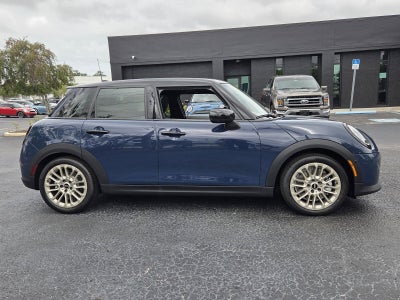 2026 MINI 4 DOOR ICONIC