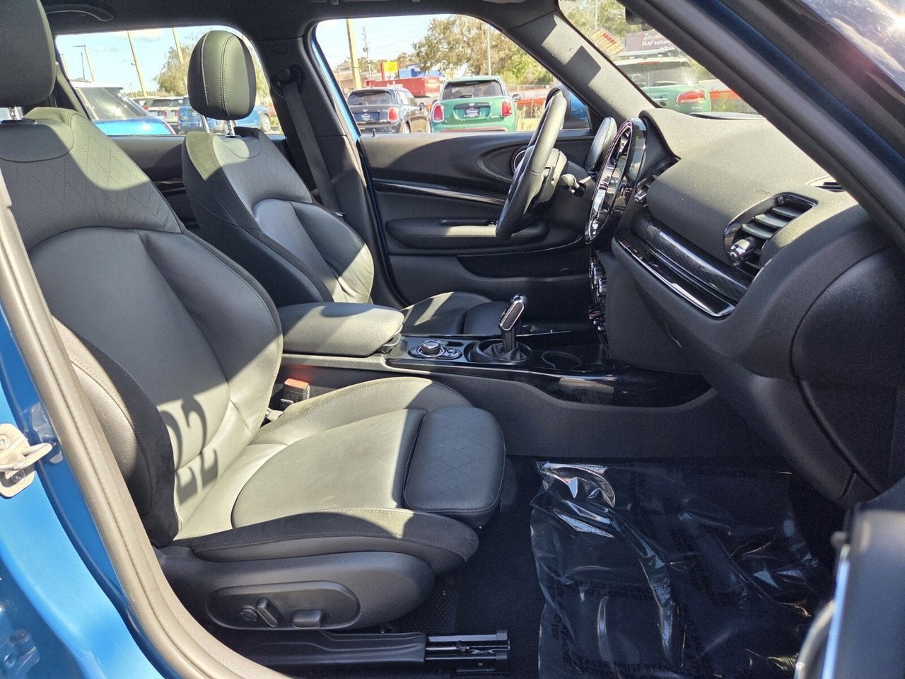 2022 MINI CLUBMAN SIGNATURE