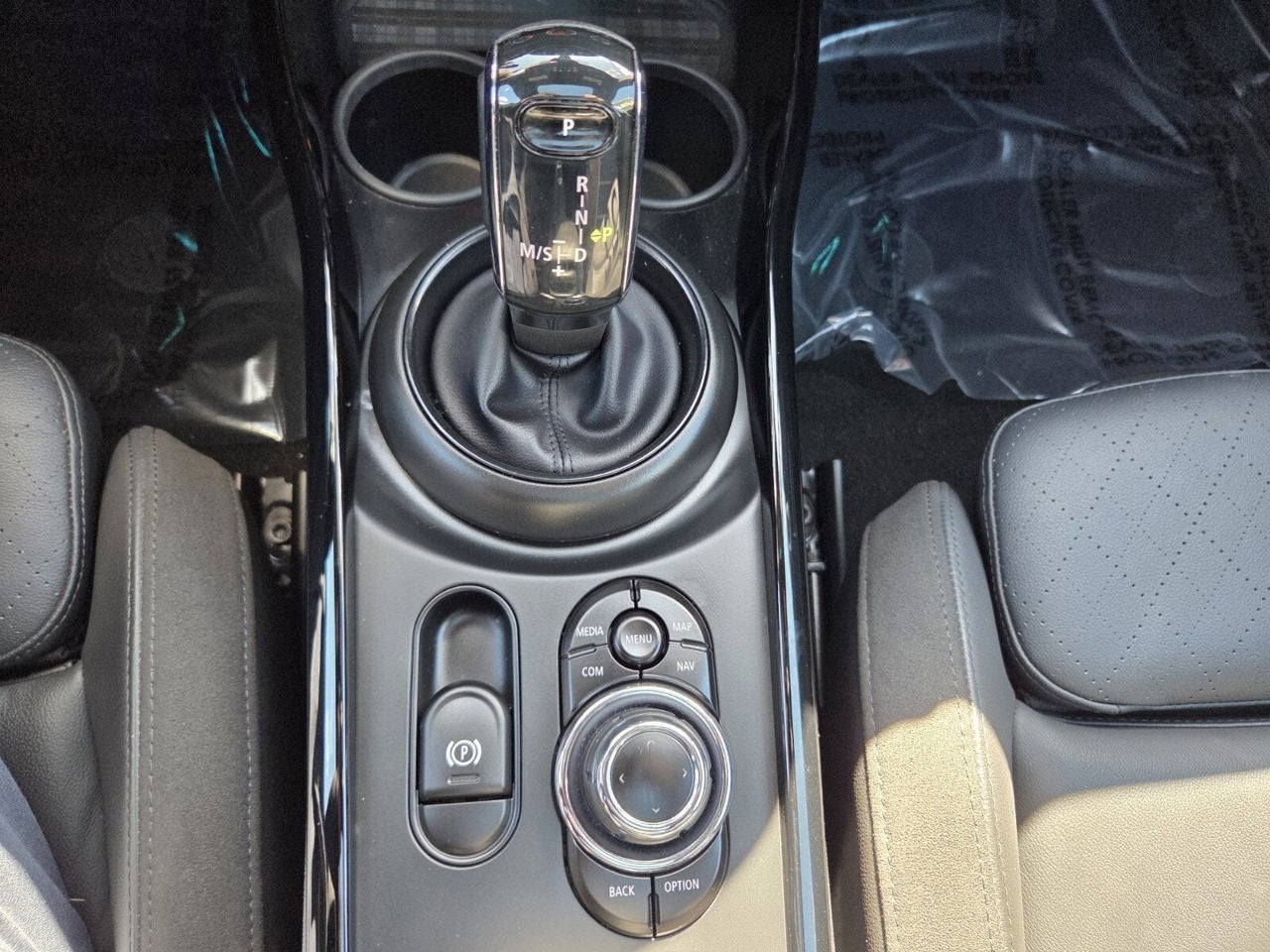 2022 MINI CLUBMAN SIGNATURE