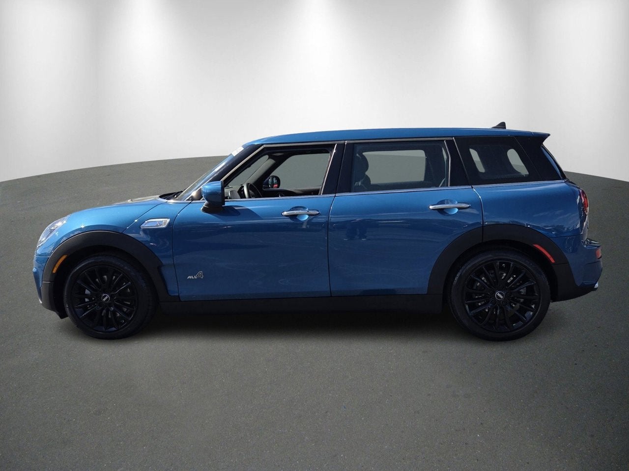 2022 MINI CLUBMAN SIGNATURE