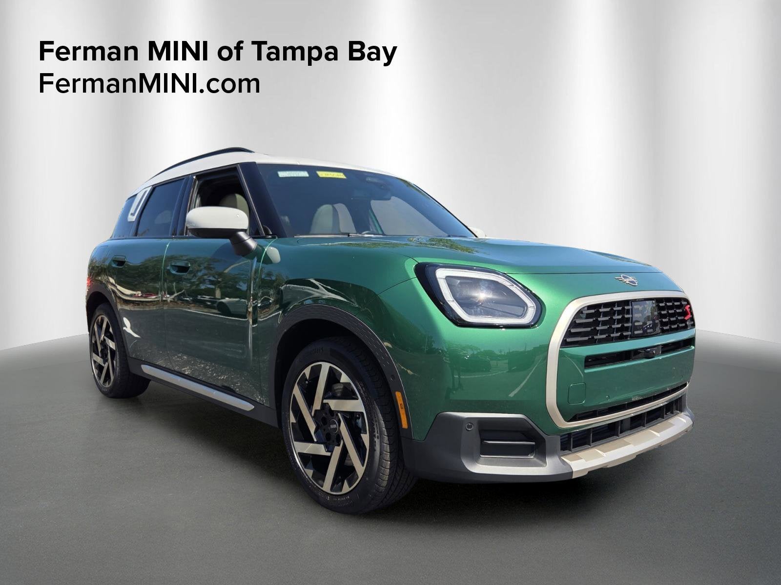2027 MINI COUNTRYMAN ICONIC