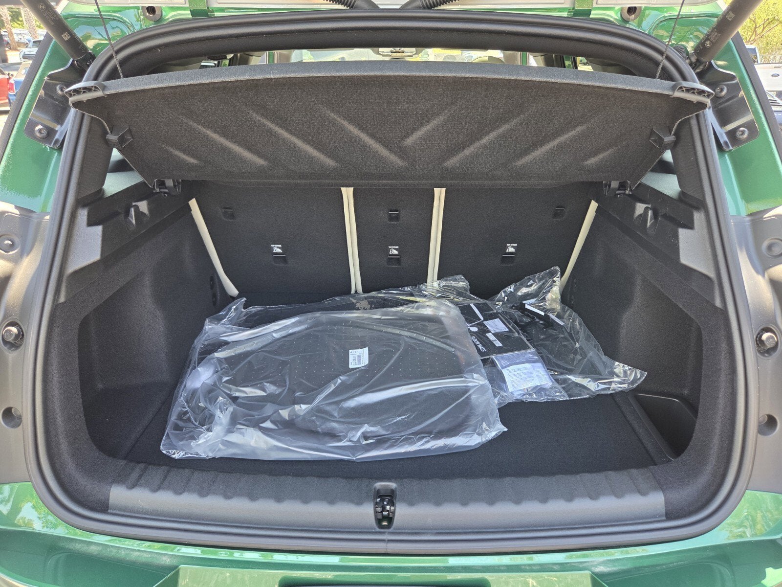 2027 MINI COUNTRYMAN ICONIC