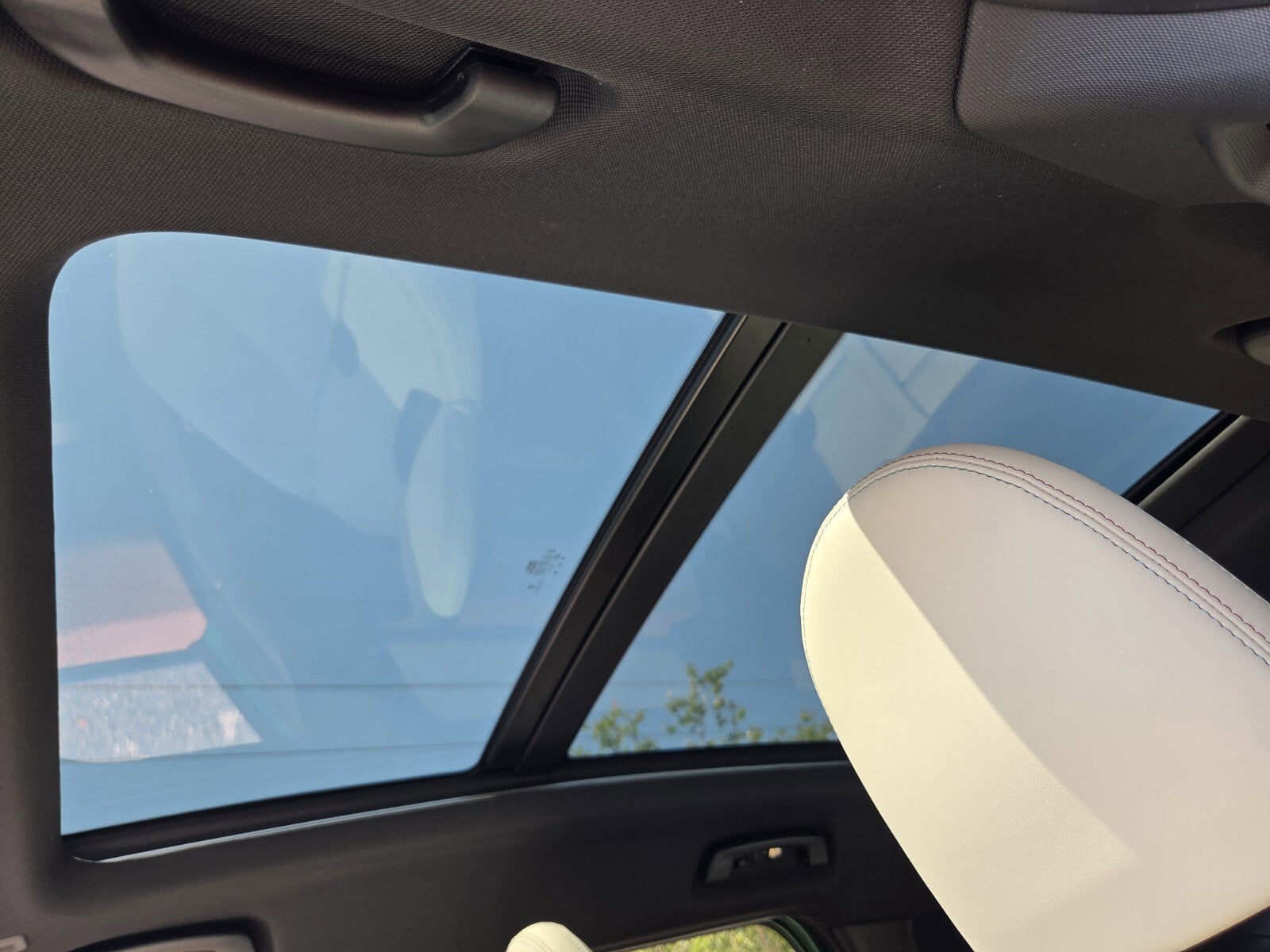 2027 MINI COUNTRYMAN ICONIC