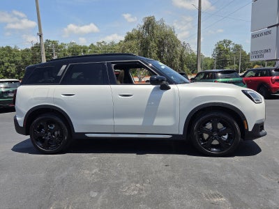 2027 MINI COUNTRYMAN ICONIC