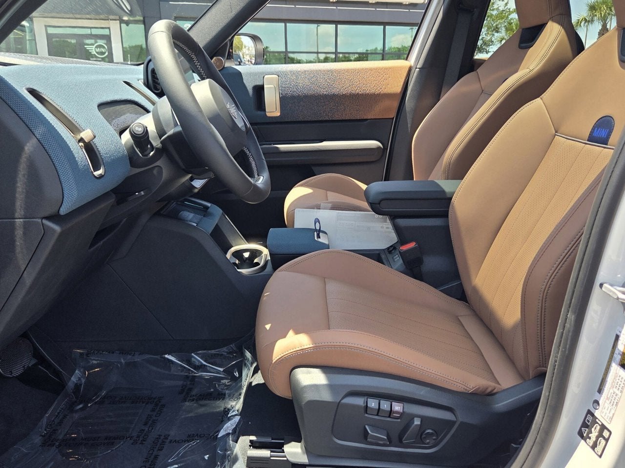 2027 MINI COUNTRYMAN ICONIC