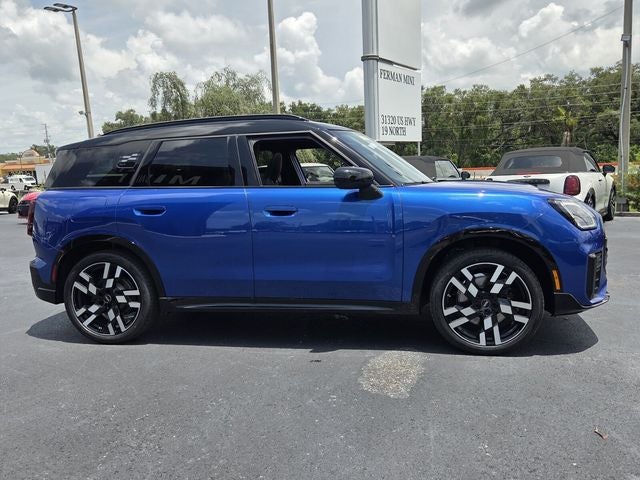 2027 MINI COUNTRYMAN ICONIC