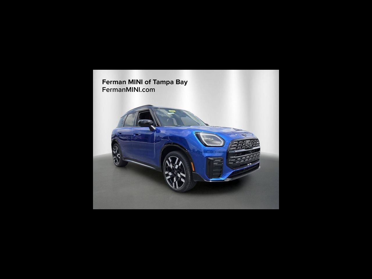 2027 MINI COUNTRYMAN ICONIC
