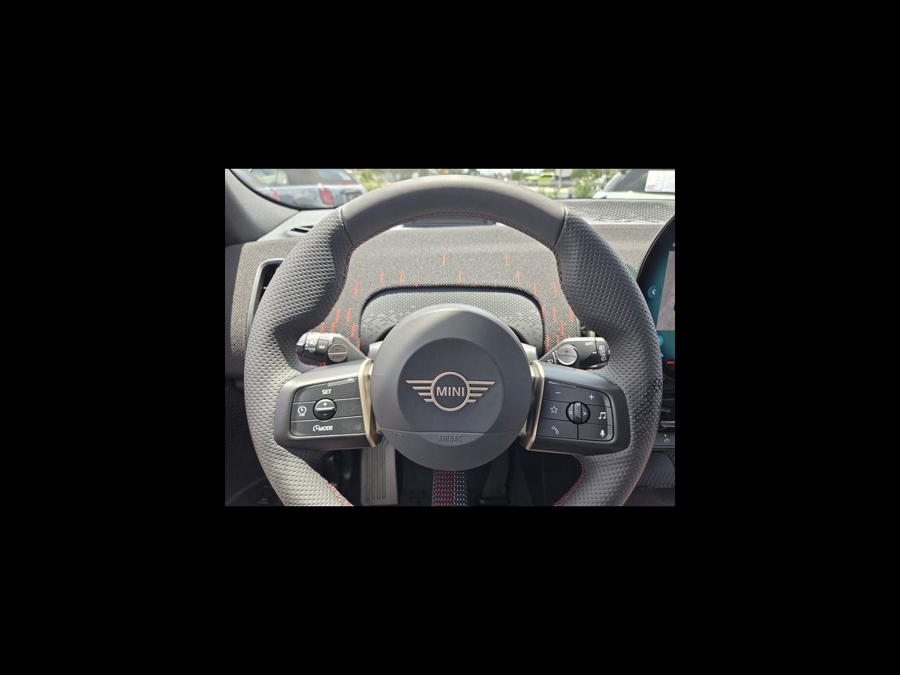 2027 MINI COUNTRYMAN ICONIC