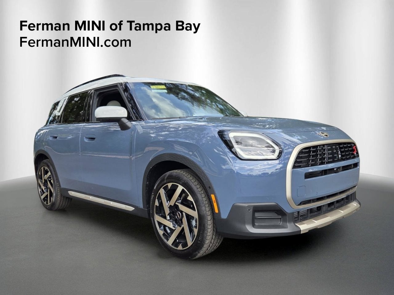 2027 MINI COUNTRYMAN ICONIC