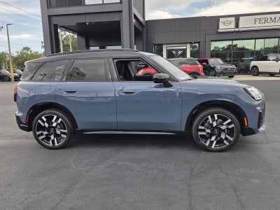 2027 MINI COUNTRYMAN ICONIC