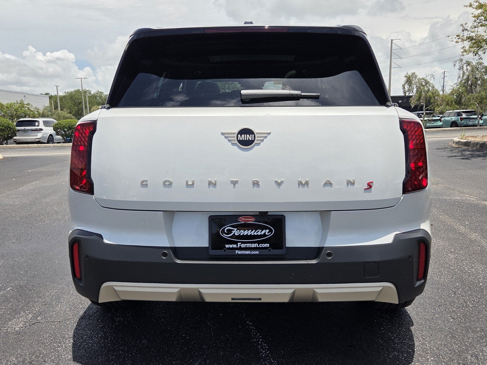 2027 MINI COUNTRYMAN ICONIC