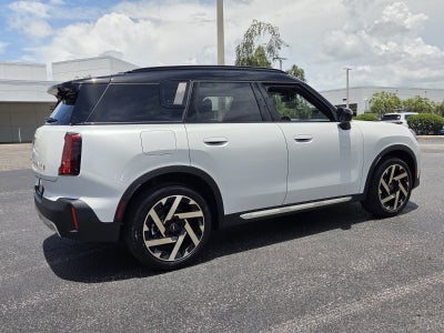 2027 MINI COUNTRYMAN ICONIC