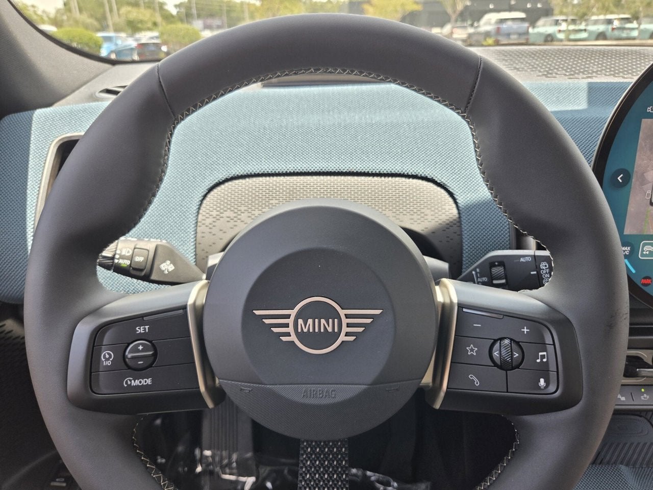 2027 MINI COUNTRYMAN ICONIC