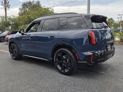 2027 MINI COUNTRYMAN ICONIC