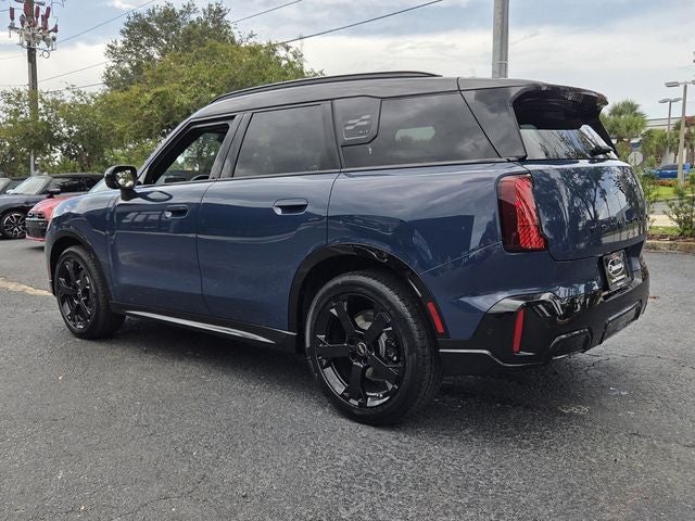 2027 MINI COUNTRYMAN ICONIC