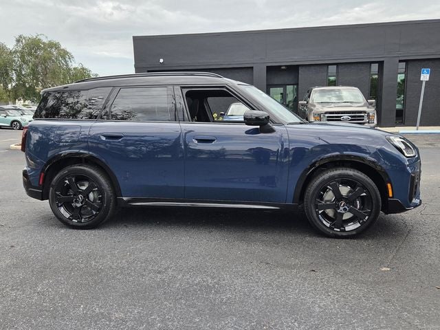 2027 MINI COUNTRYMAN ICONIC