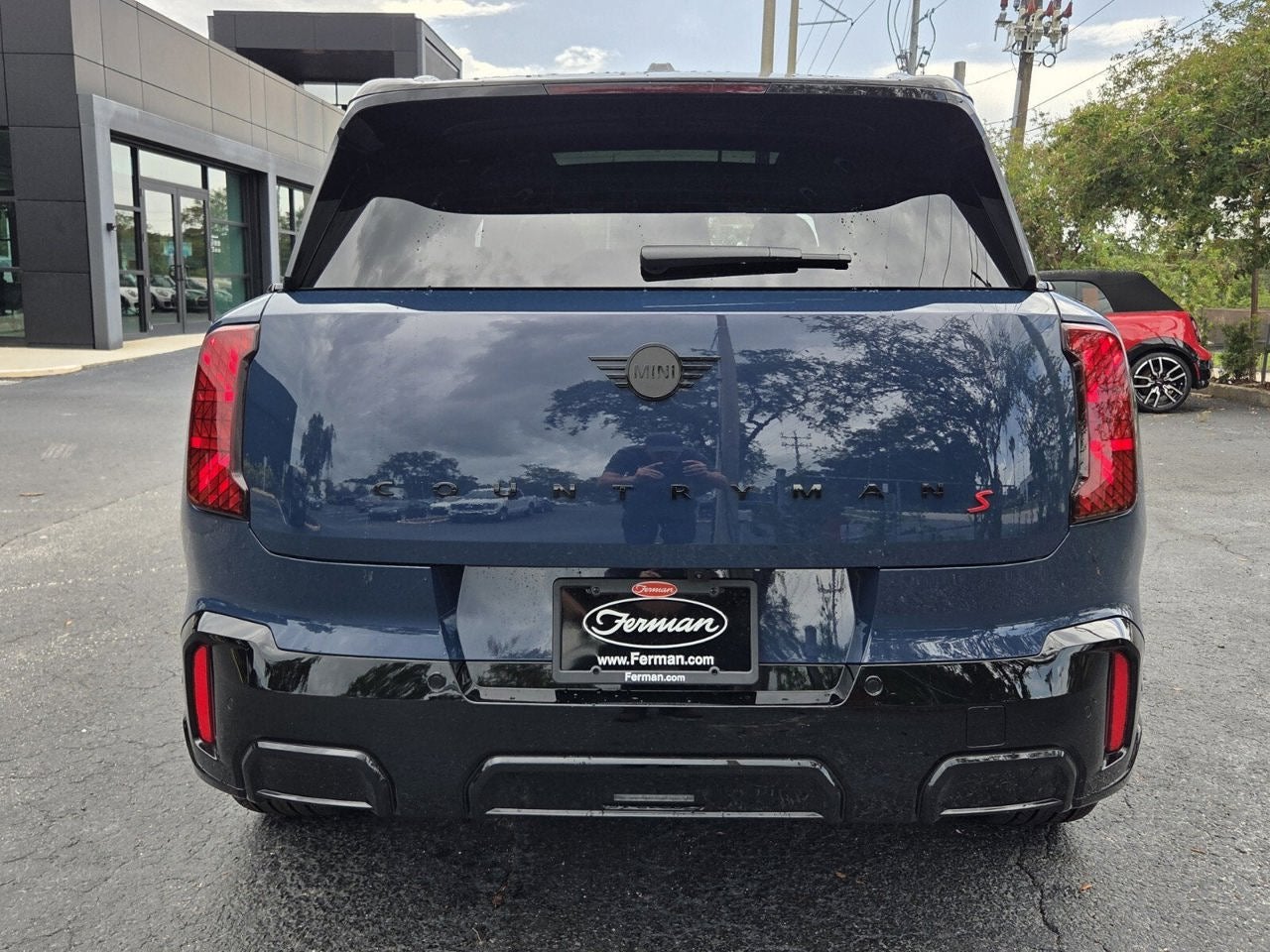 2027 MINI COUNTRYMAN ICONIC