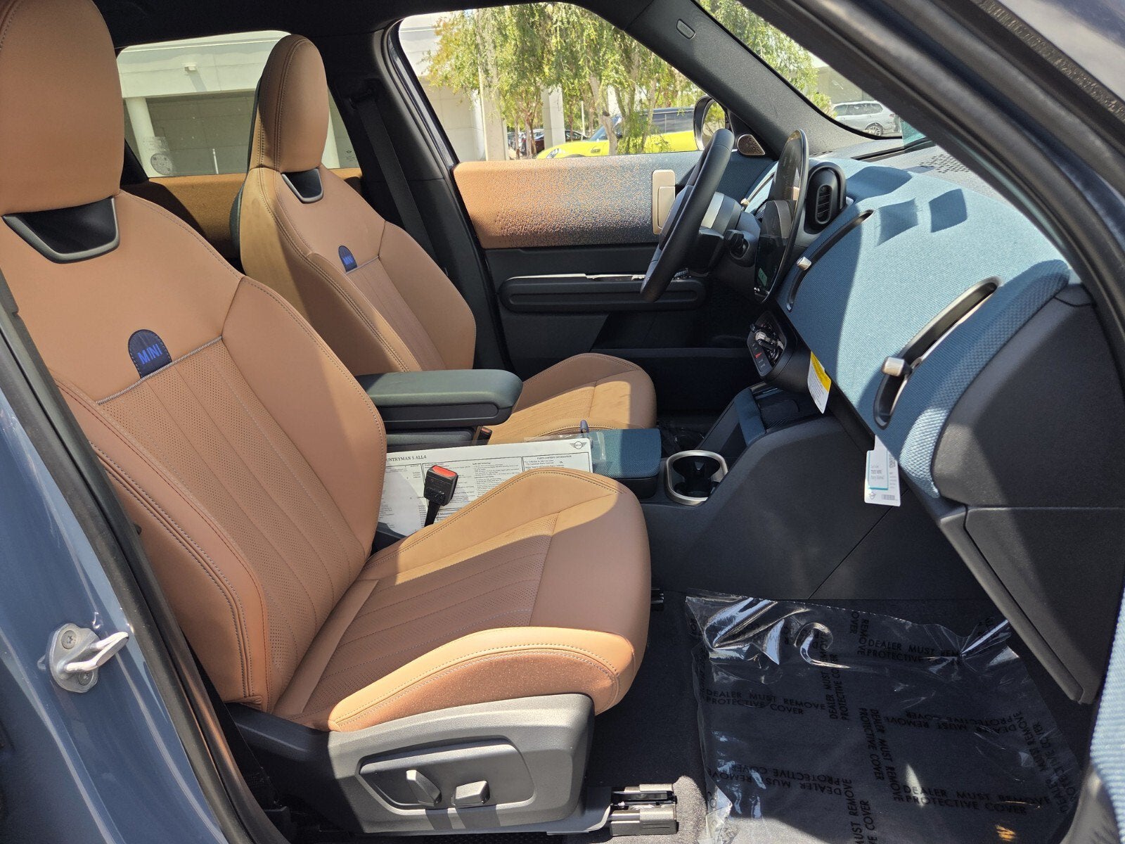 2027 MINI COUNTRYMAN ICONIC