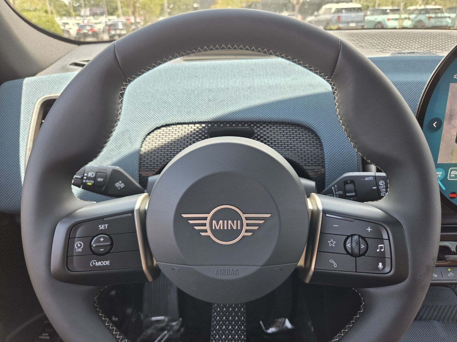 2027 MINI COUNTRYMAN ICONIC